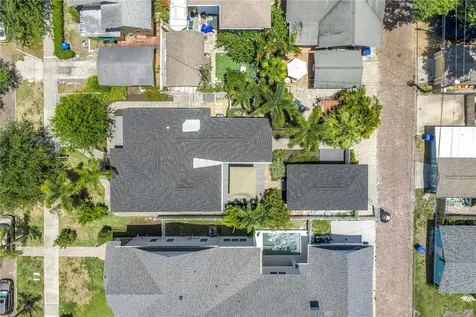 348 11th Avenue NE St Petersburg FL 33701