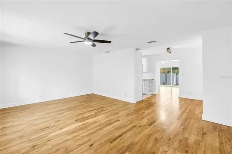 348 11th Avenue NE St Petersburg FL 33701