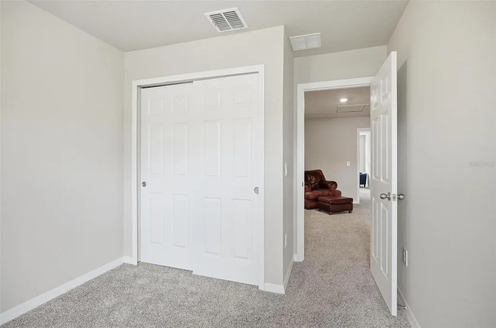 412 Legacy Loop Davenport FL 33896