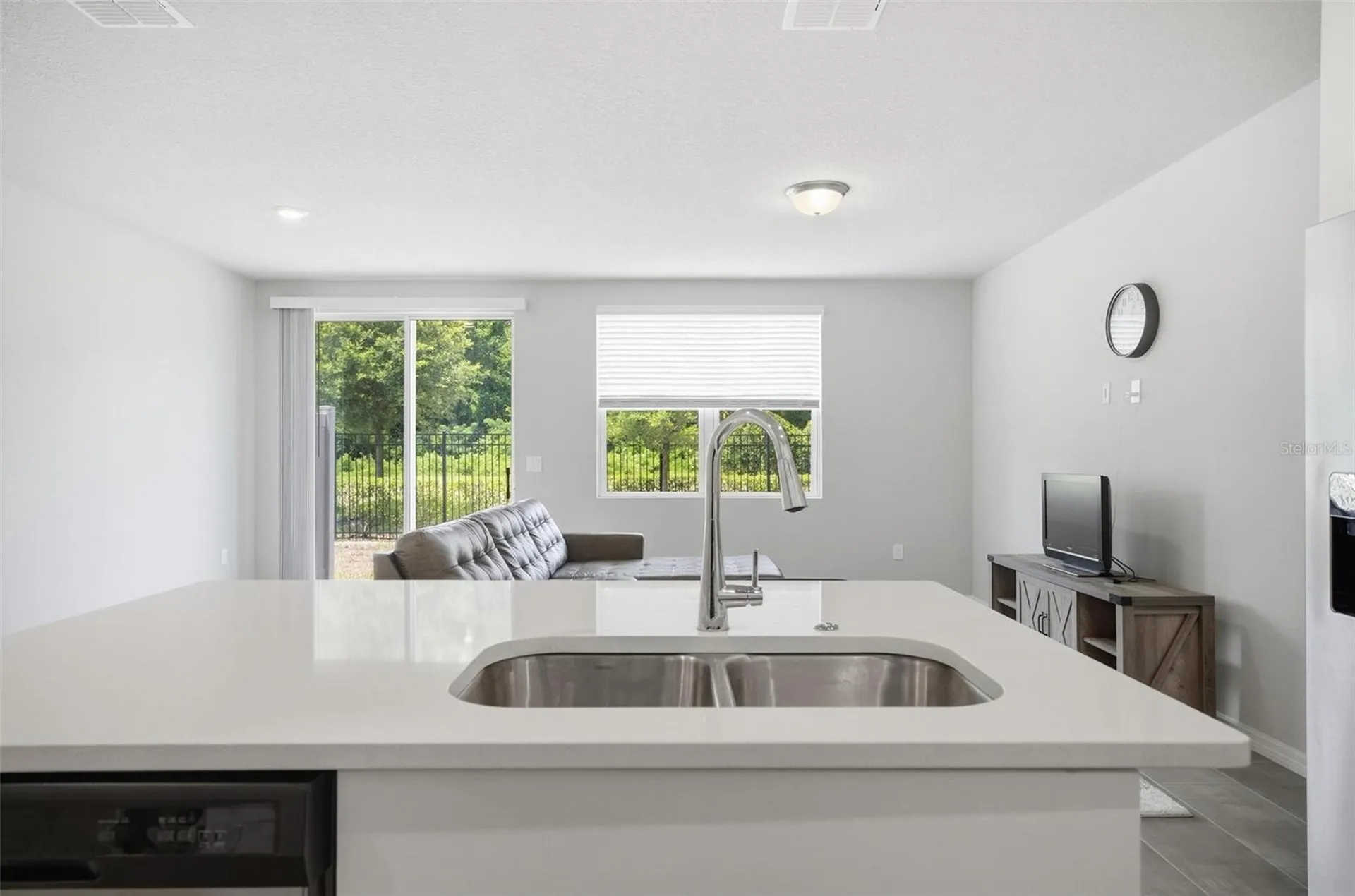 412 Legacy Loop Davenport FL 33896