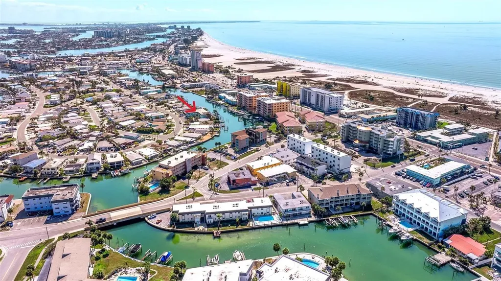 11440 1st Street E Treasure Island FL 33706