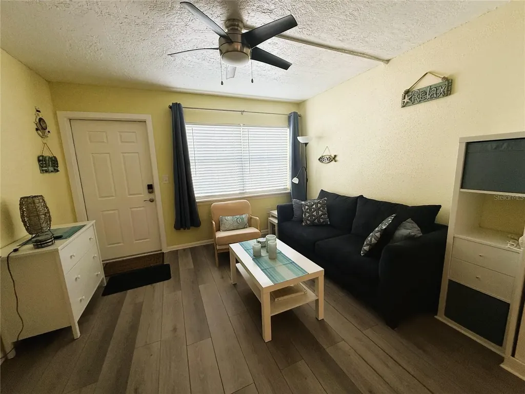 11440 1st Street E Treasure Island FL 33706