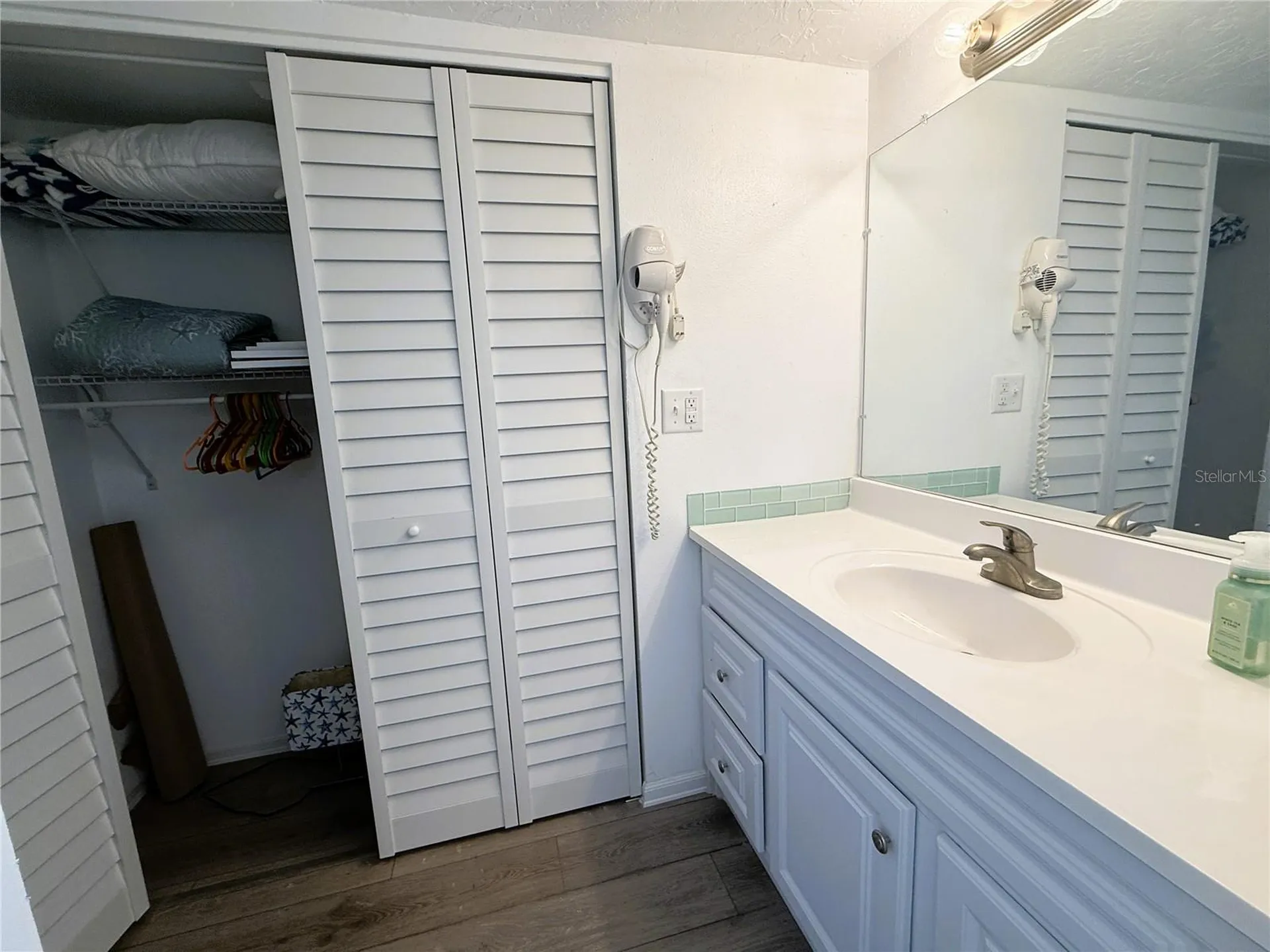 11440 1st Street E Treasure Island FL 33706