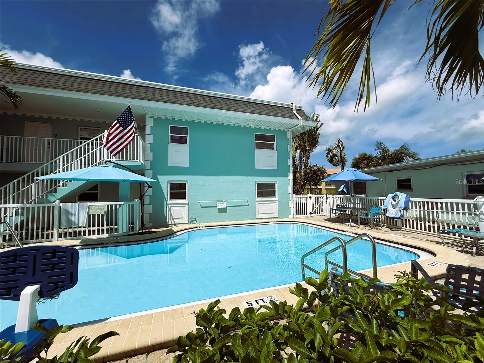 11440 1st Street E Treasure Island FL 33706