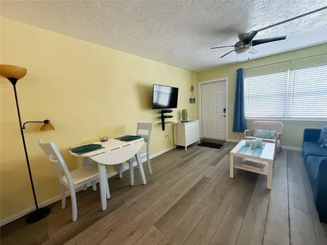 11440 1st Street E Treasure Island FL 33706