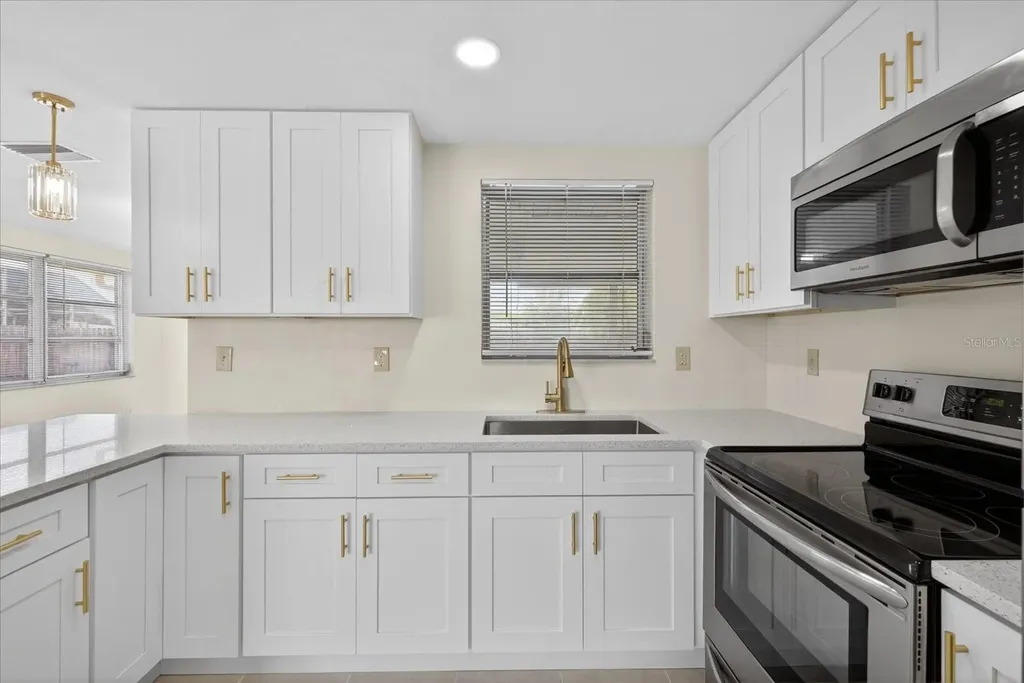 7523 Briarwood Drive Port Richey FL 34668