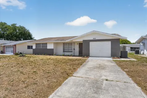 7523 Briarwood Drive Port Richey FL 34668