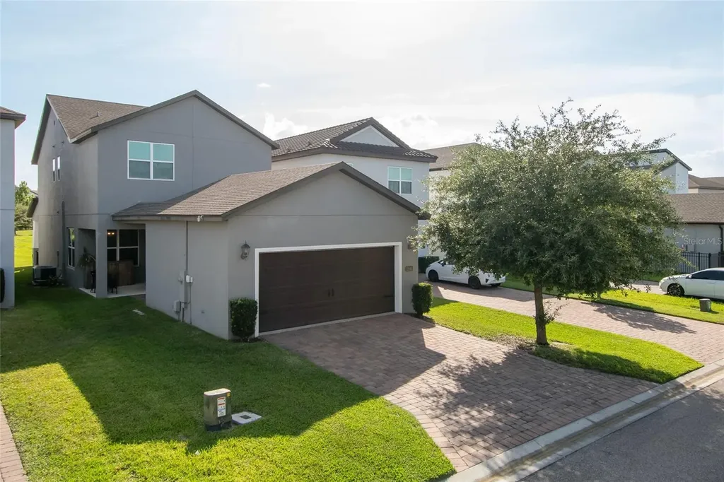2241 White Feather Loop Winter Garden FL 34787
