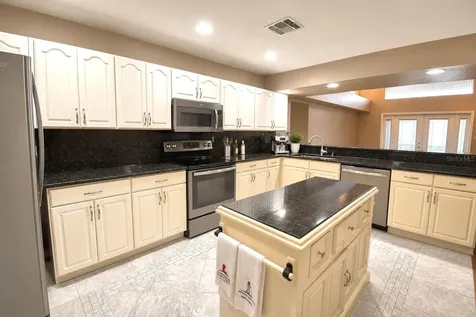 659 Sierra Circle Davenport FL 33837