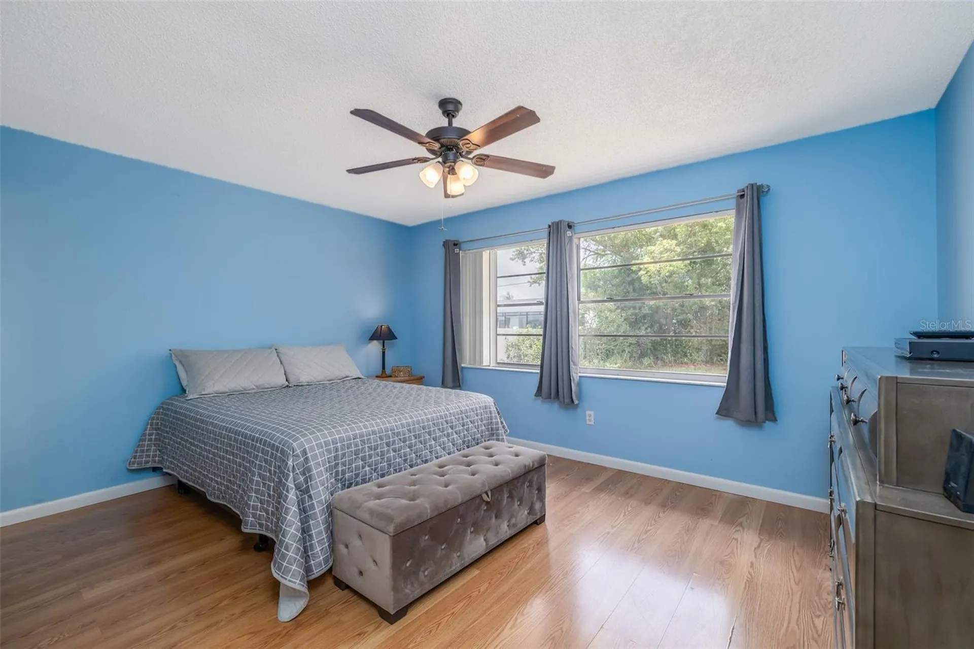 1987 S Old Mill Drive Deltona FL 32725