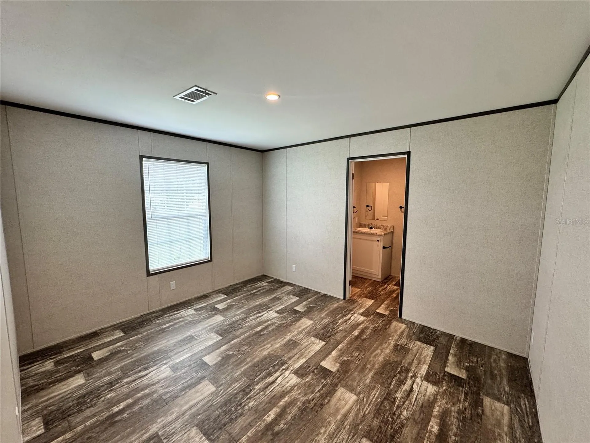 1115 NW 12th Lane Lake Panasoffkee FL 33538