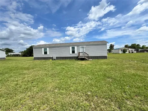 1115 NW 12th Lane Lake Panasoffkee FL 33538