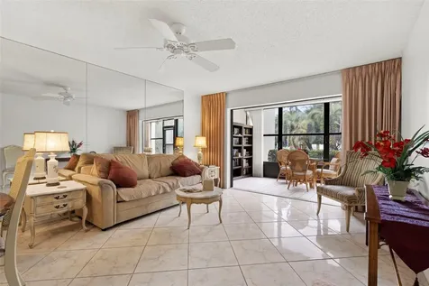 106 Tidewater Drive Bradenton FL 34210