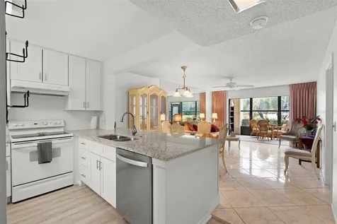 106 Tidewater Drive Bradenton FL 34210