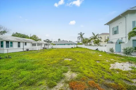 121 48th Street Holmes Beach FL 34217
