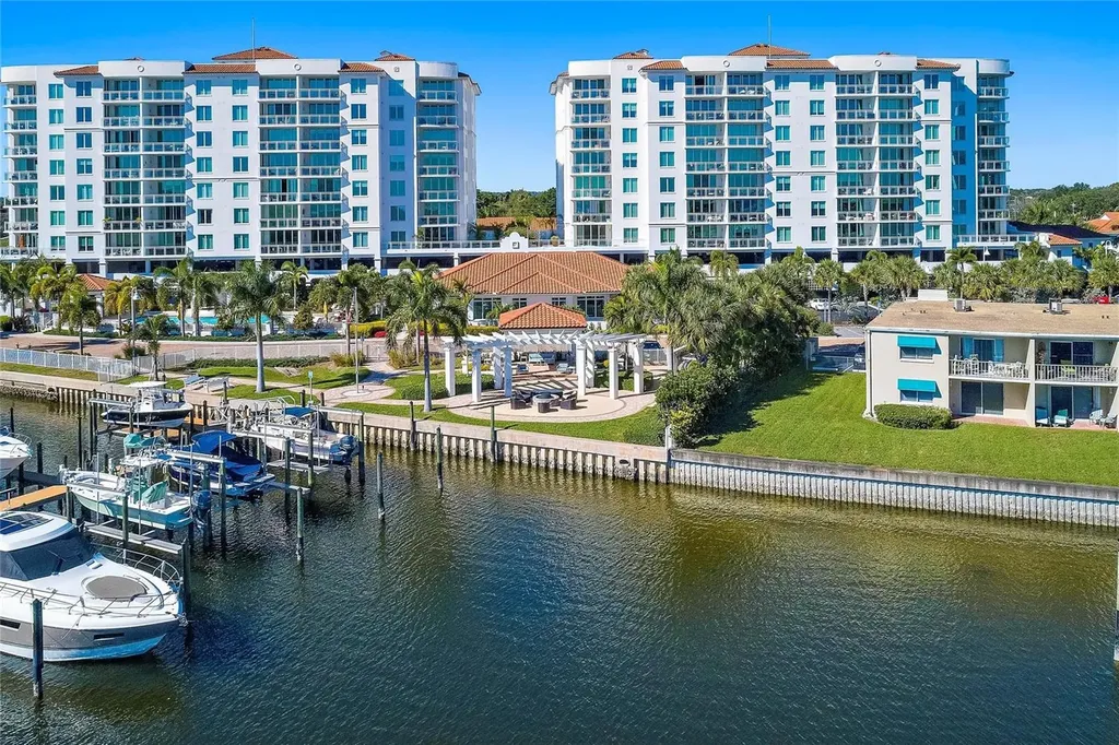 1325 Snell Isle Boulevard NE St Petersburg FL 33704