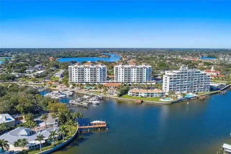 1325 Snell Isle Boulevard NE St Petersburg FL 33704