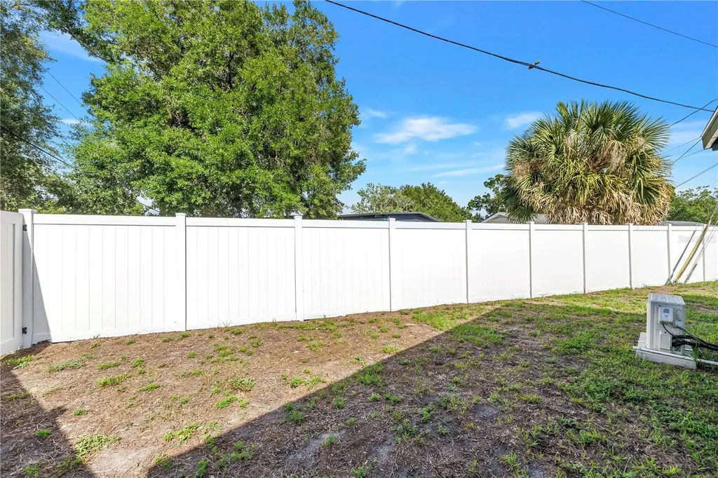 7599 Meadowlawn Drive N St Petersburg FL 33702