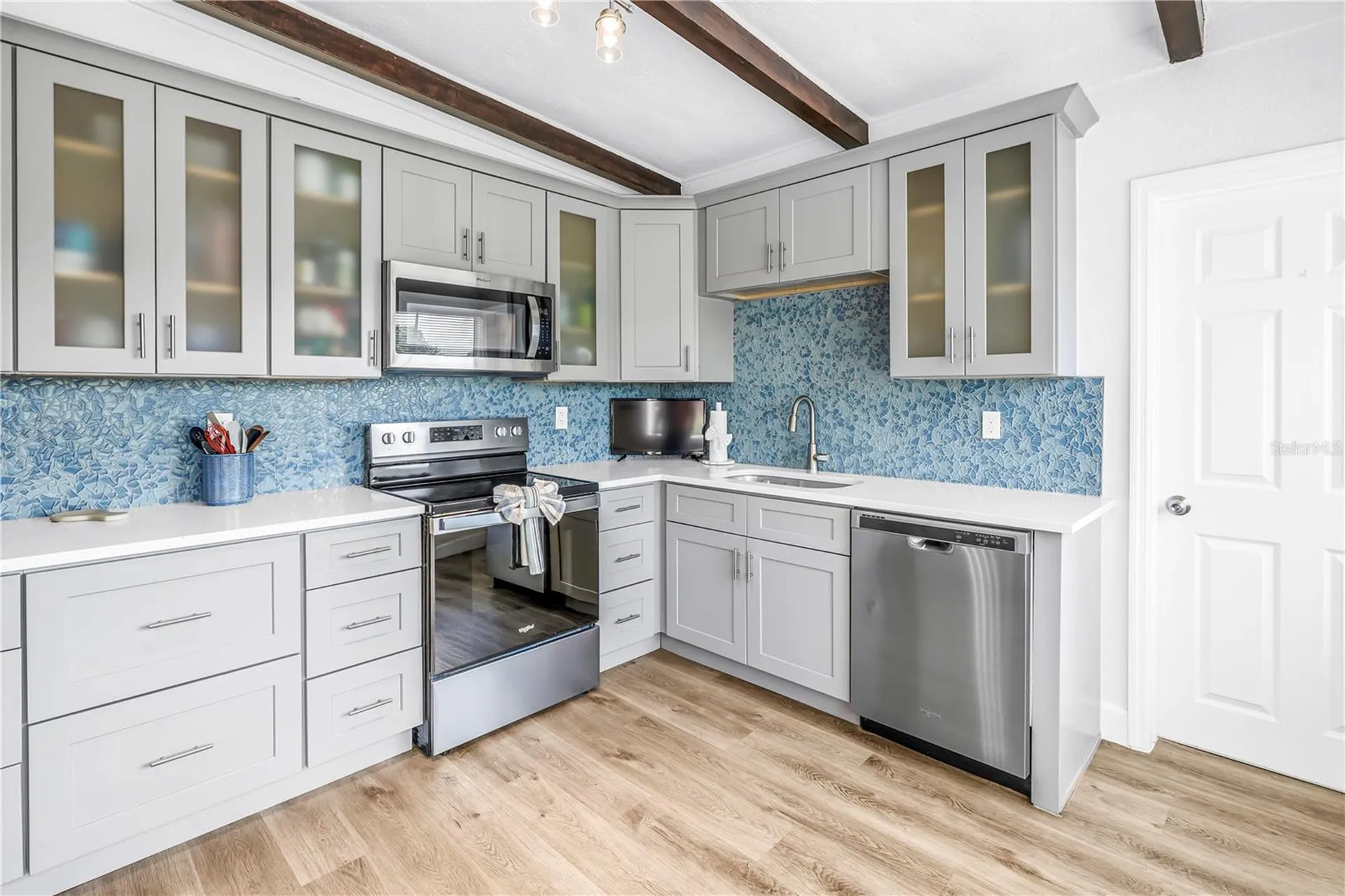 7599 Meadowlawn Drive N St Petersburg FL 33702