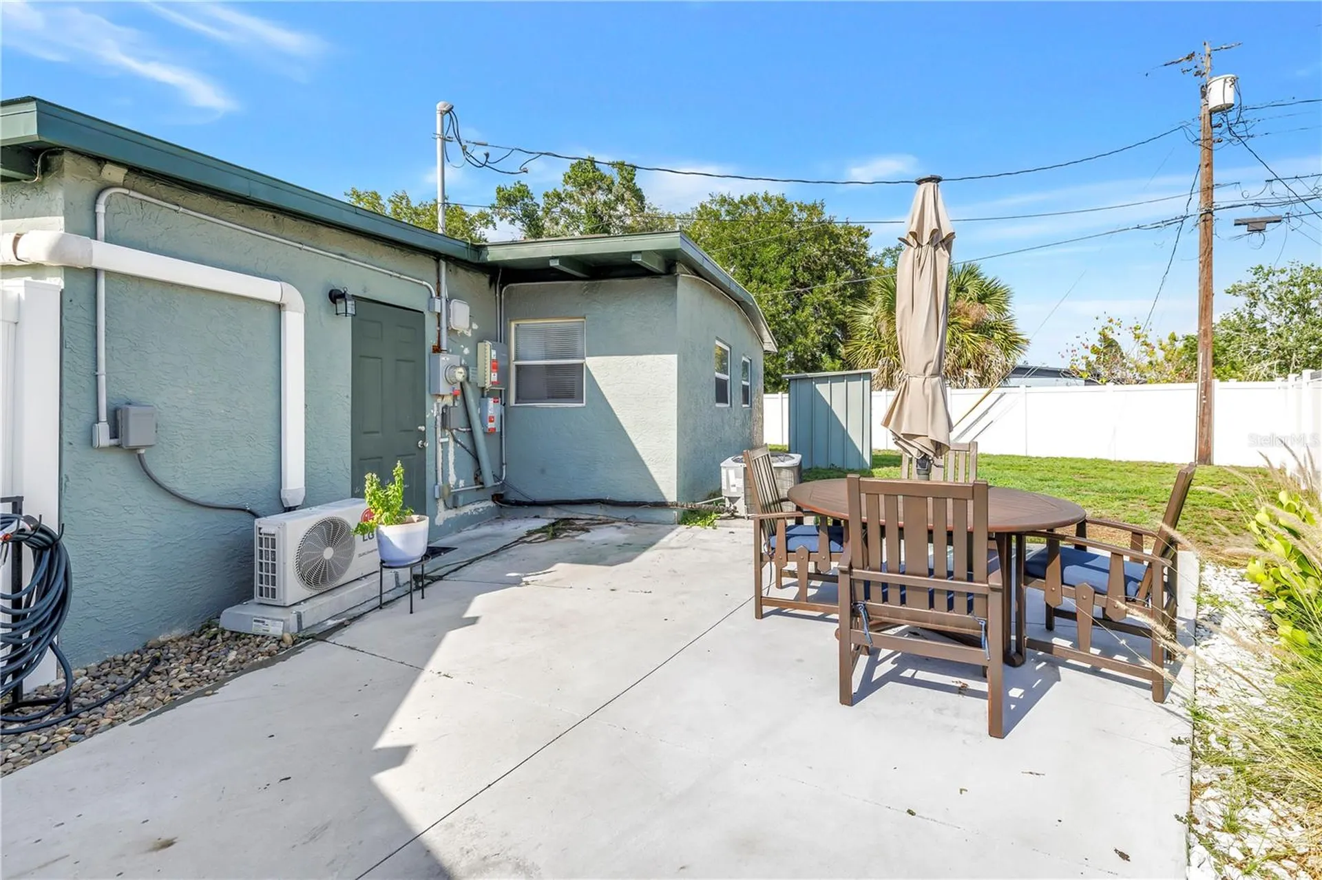 7599 Meadowlawn Drive N St Petersburg FL 33702