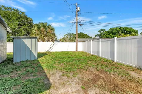 7599 Meadowlawn Drive N St Petersburg FL 33702