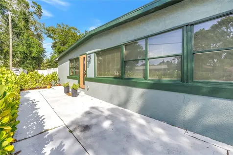 7599 Meadowlawn Drive N St Petersburg FL 33702