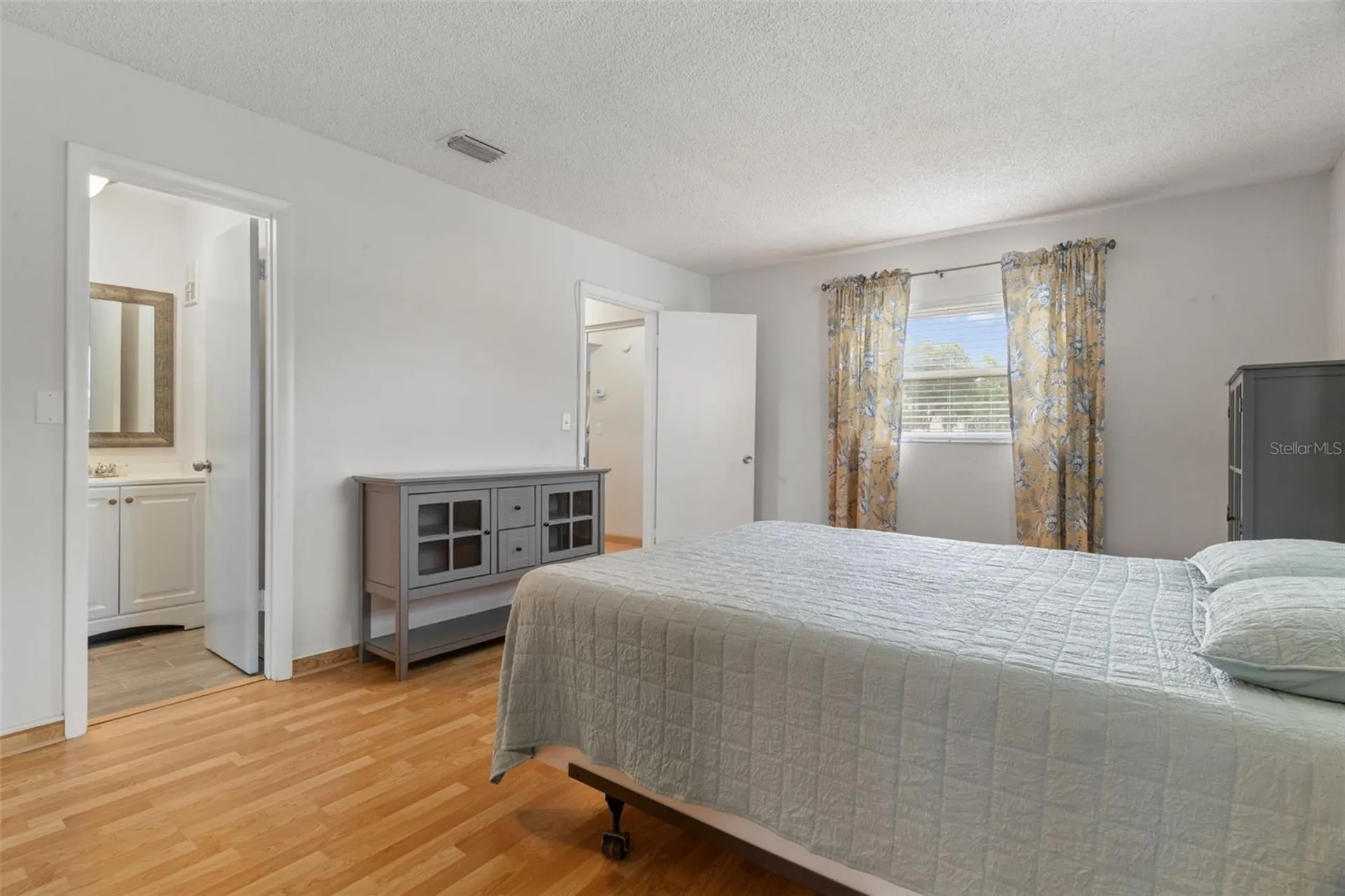 12102 Boynton Lane New Port Richey FL 34654