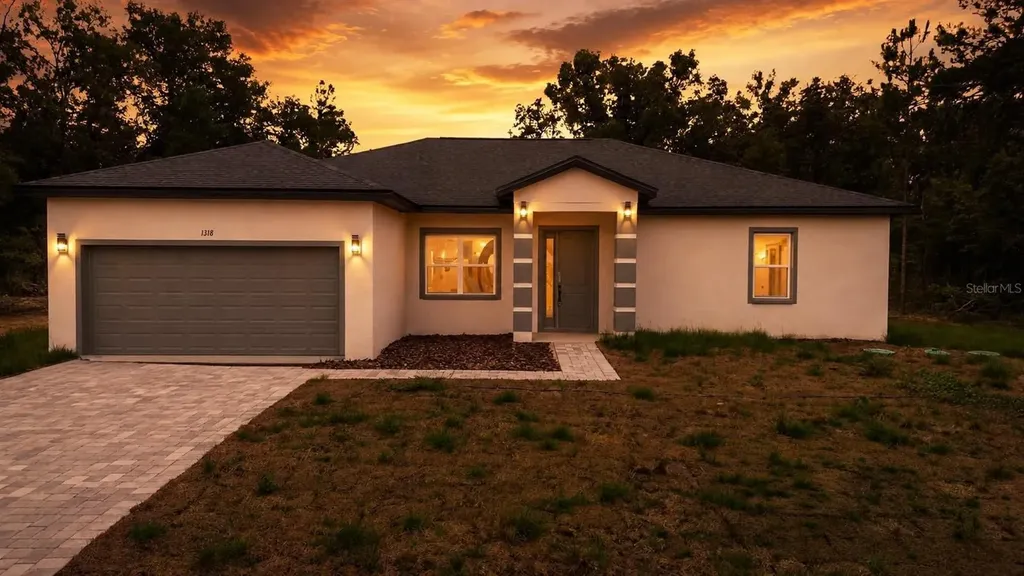 1318 W Dupont Drive Dunnellon FL 34434