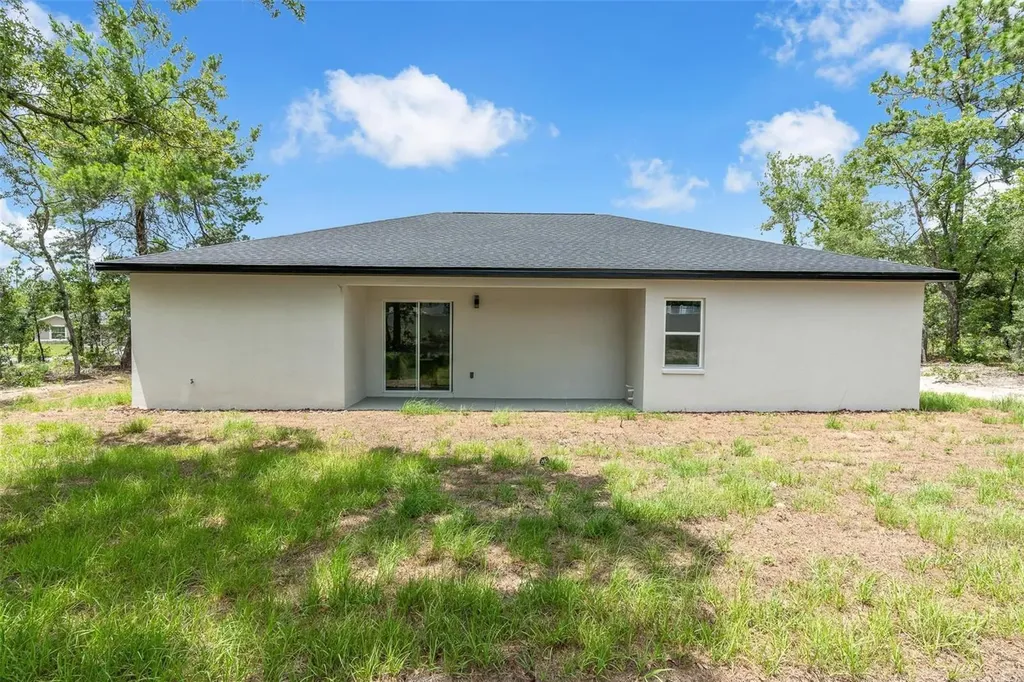 1318 W Dupont Drive Dunnellon FL 34434
