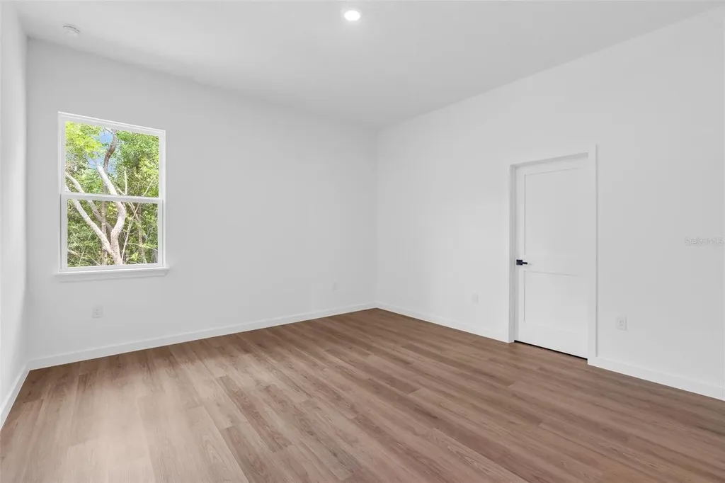 1318 W Dupont Drive Dunnellon FL 34434