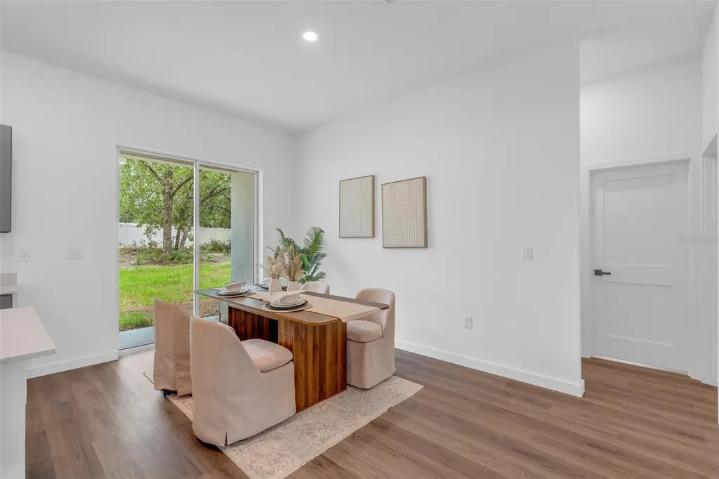 1318 W Dupont Drive Dunnellon FL 34434
