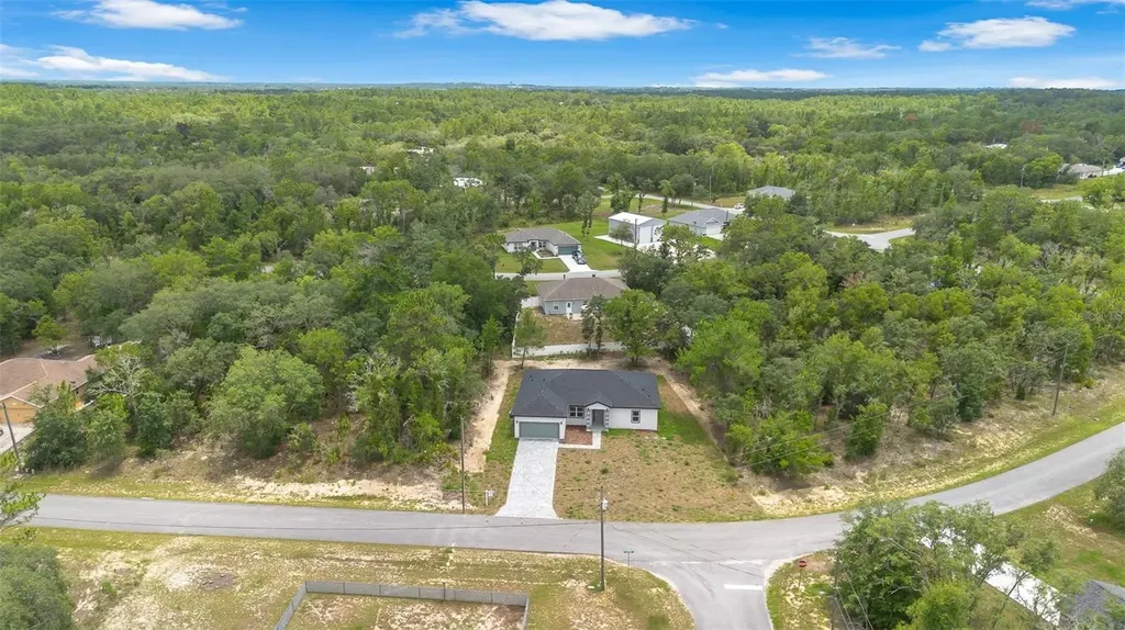 1318 W Dupont Drive Dunnellon FL 34434