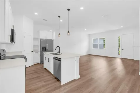 1318 W Dupont Drive Dunnellon FL 34434