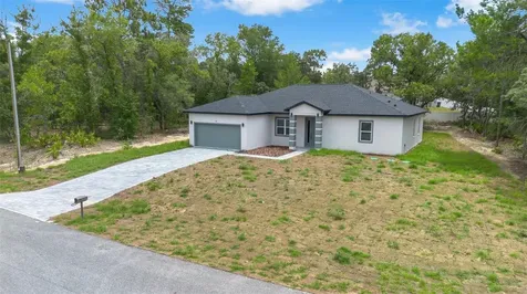 1318 W Dupont Drive Dunnellon FL 34434