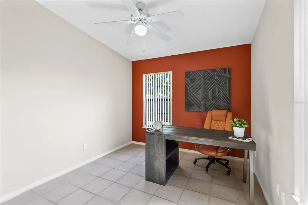9909 Earlston Street Orlando FL 32817