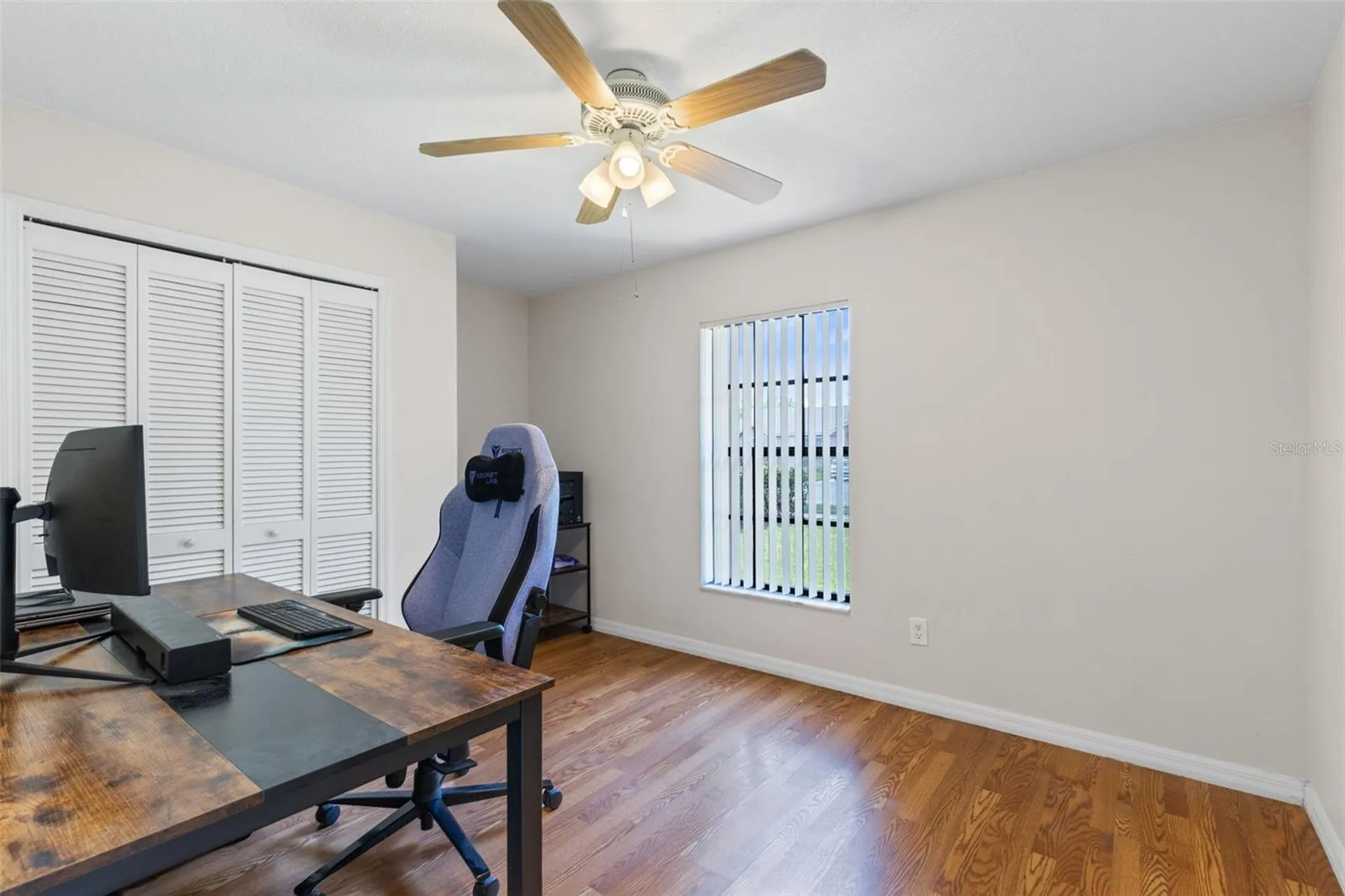 9909 Earlston Street Orlando FL 32817