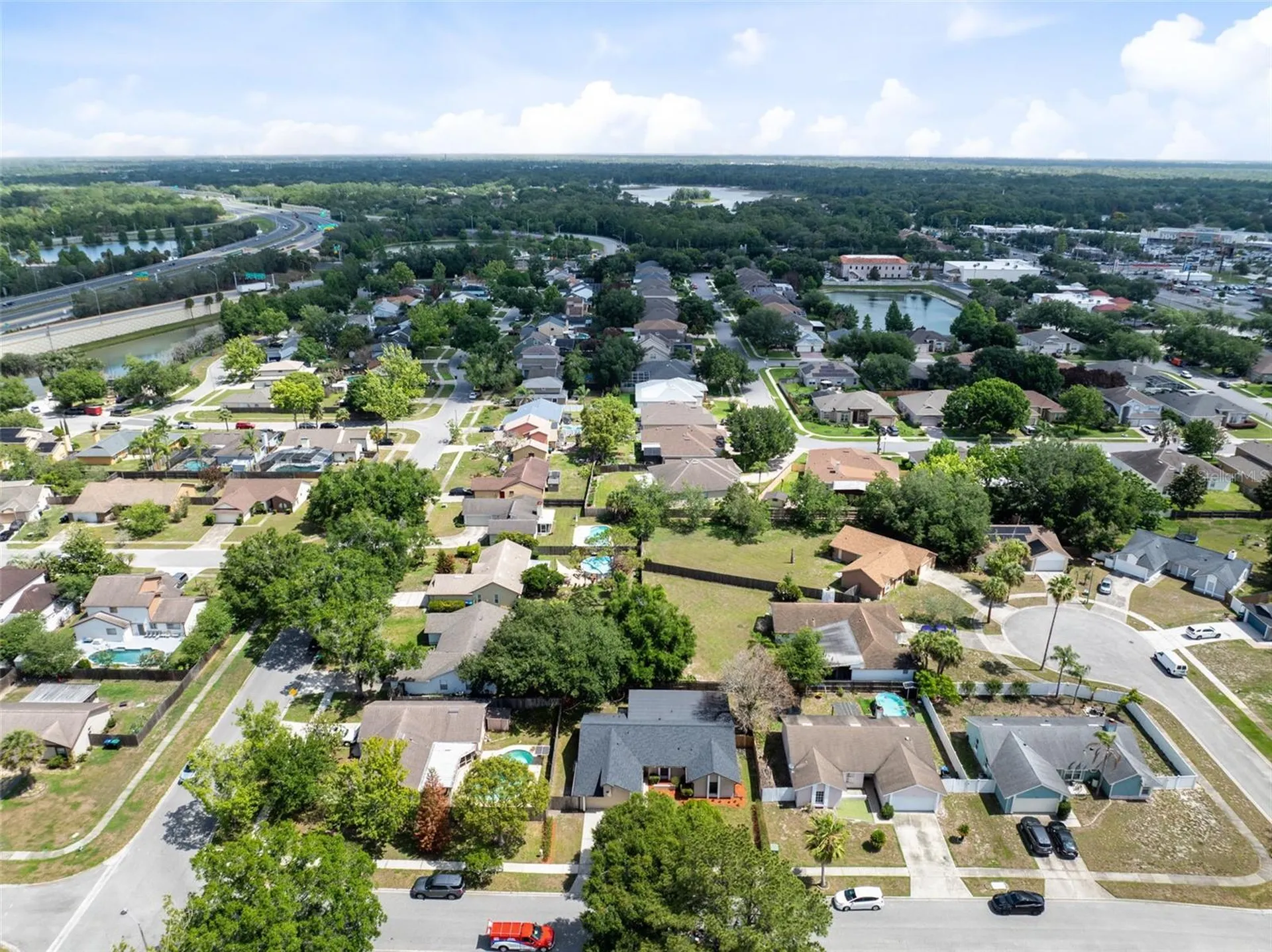 9909 Earlston Street Orlando FL 32817