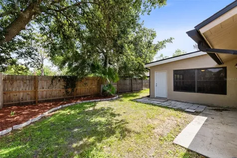 9909 Earlston Street Orlando FL 32817