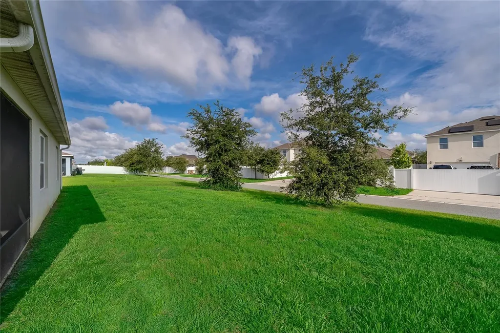 1933 Bellknoll Lane Kissimmee FL 34744