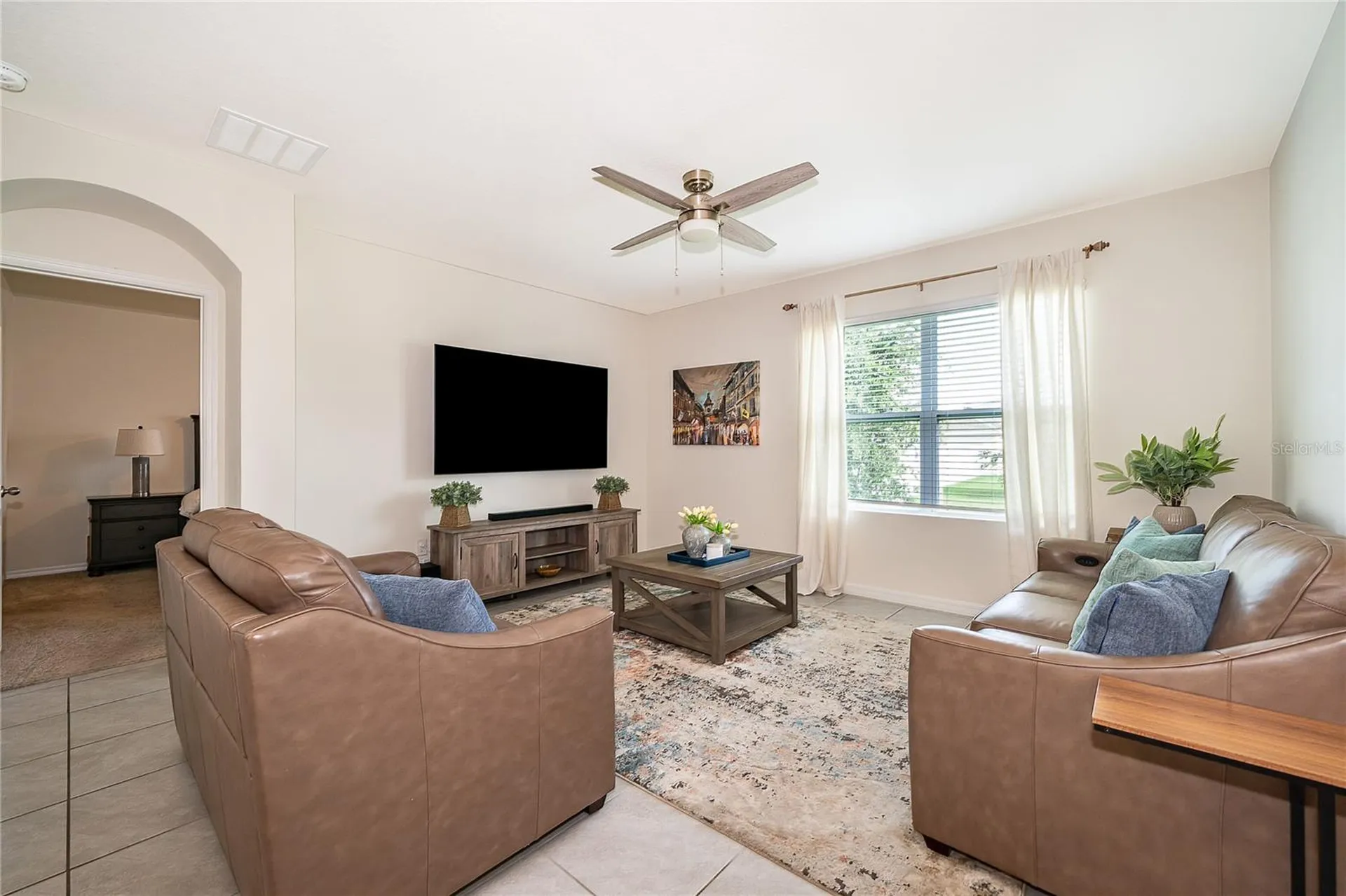 1933 Bellknoll Lane Kissimmee FL 34744