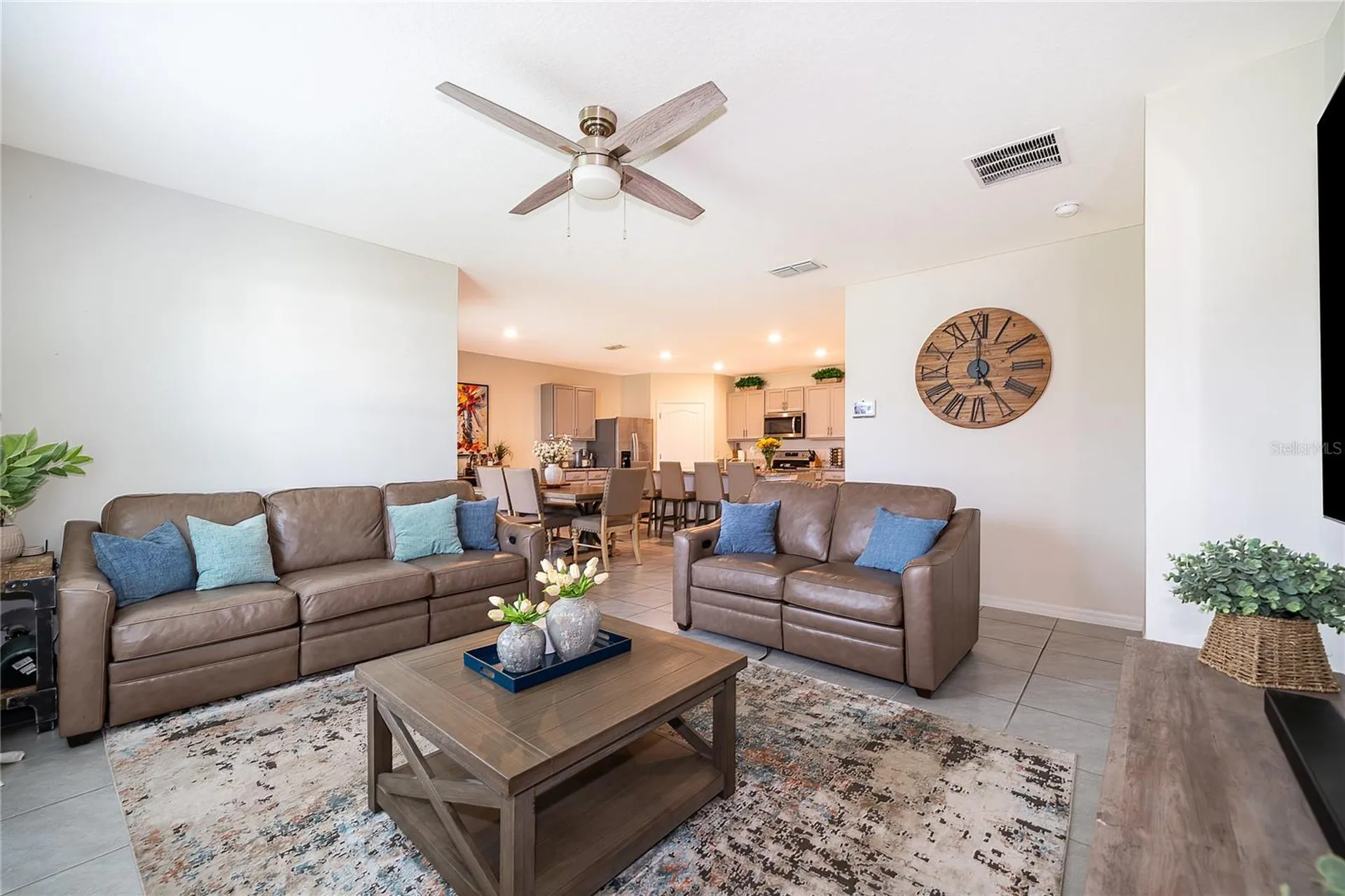 1933 Bellknoll Lane Kissimmee FL 34744