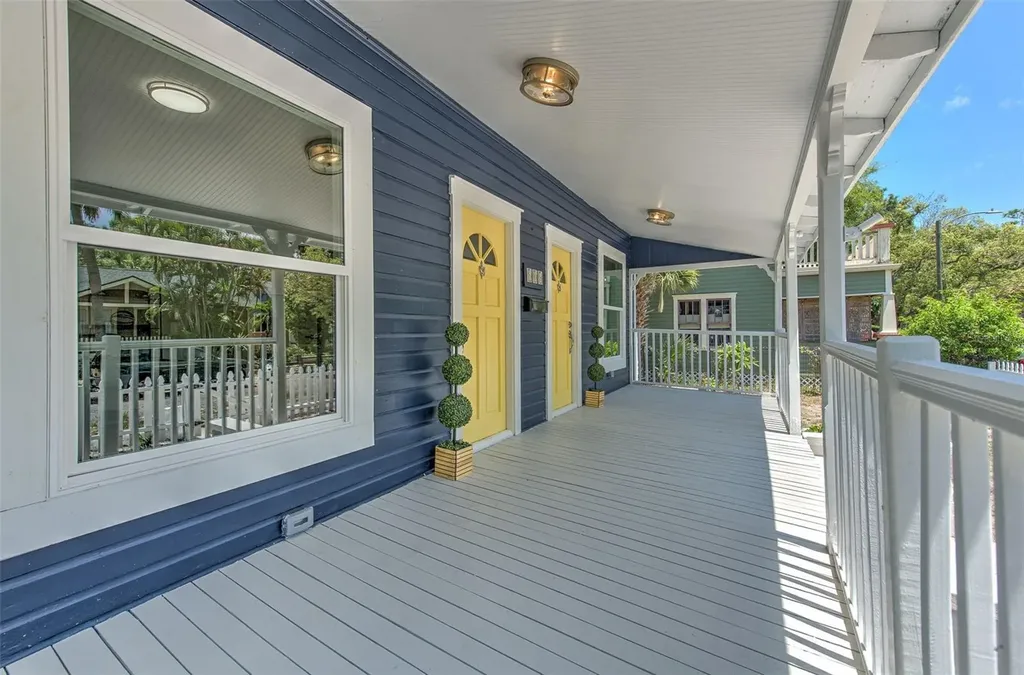 808 7th Street N St Petersburg FL 33701