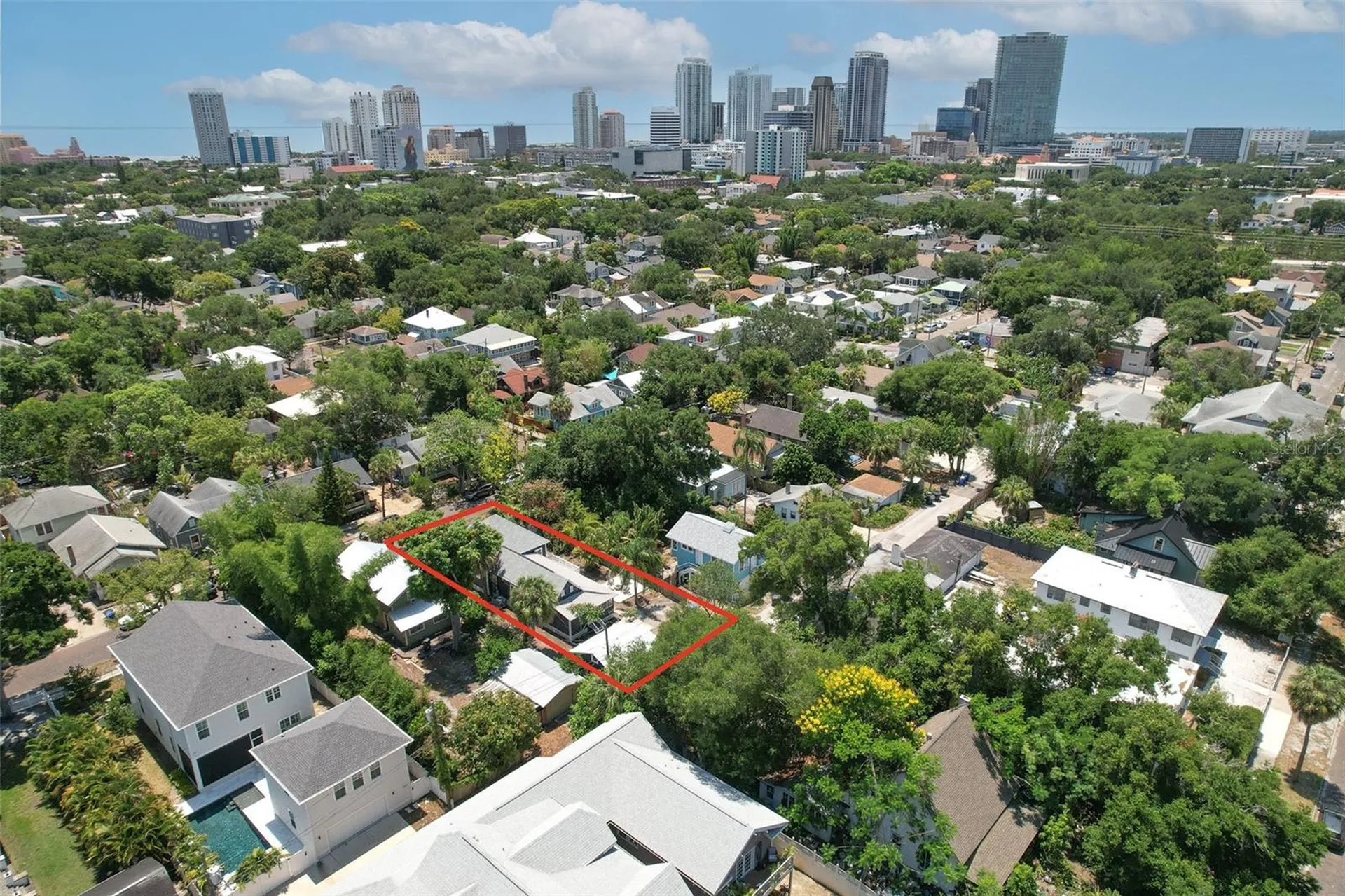 808 7th Street N St Petersburg FL 33701