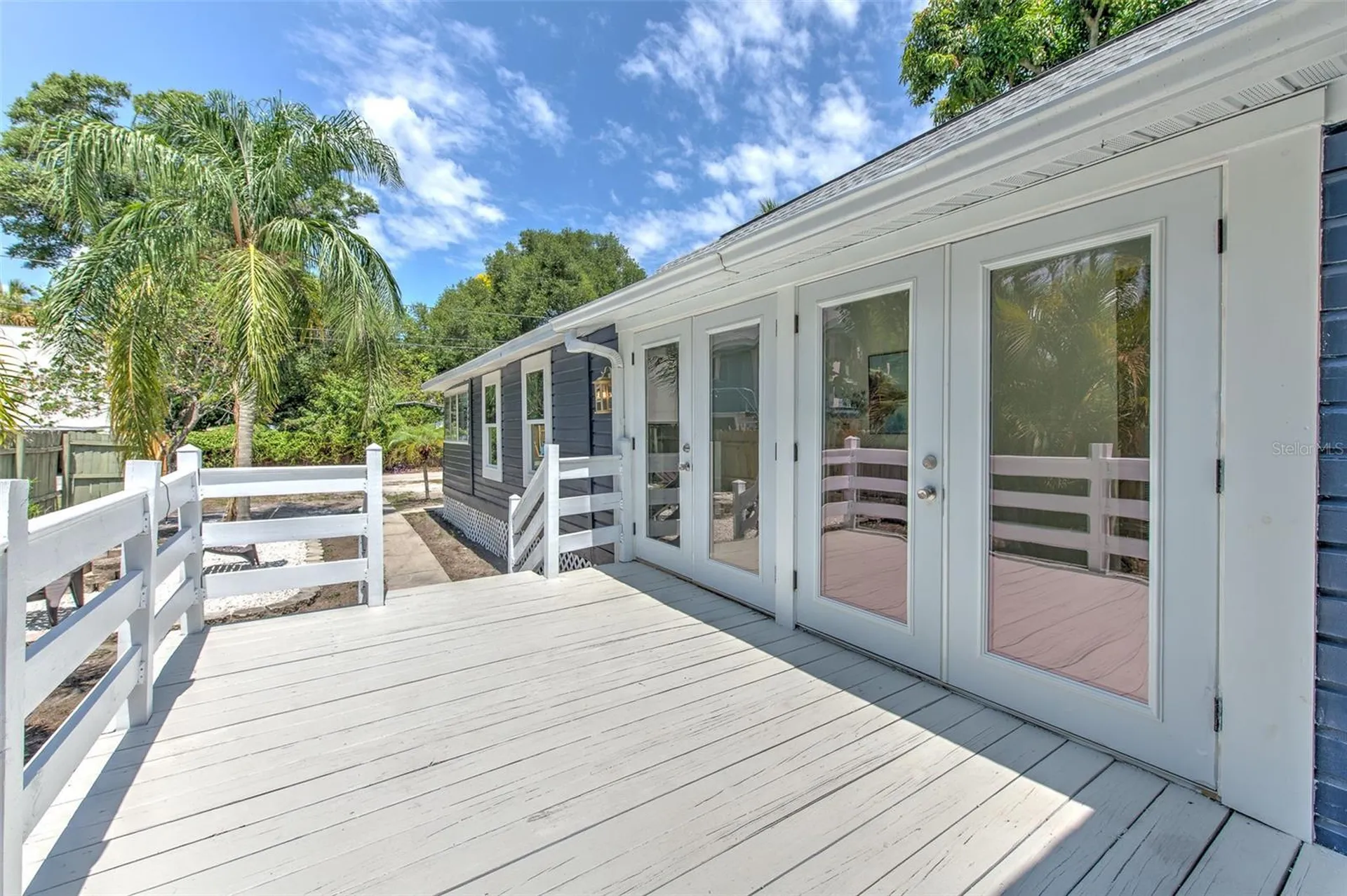 808 7th Street N St Petersburg FL 33701