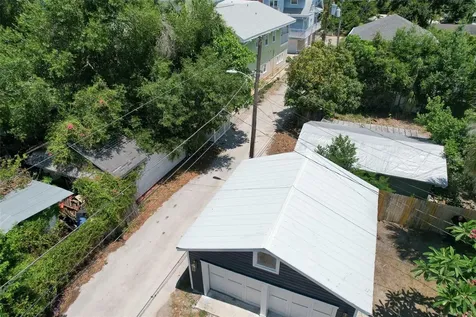 808 7th Street N St Petersburg FL 33701