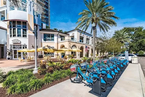 808 7th Street N St Petersburg FL 33701