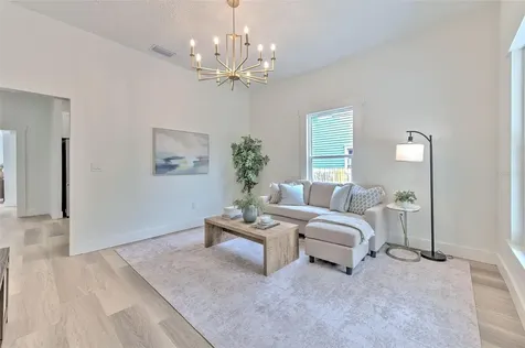808 7th Street N St Petersburg FL 33701