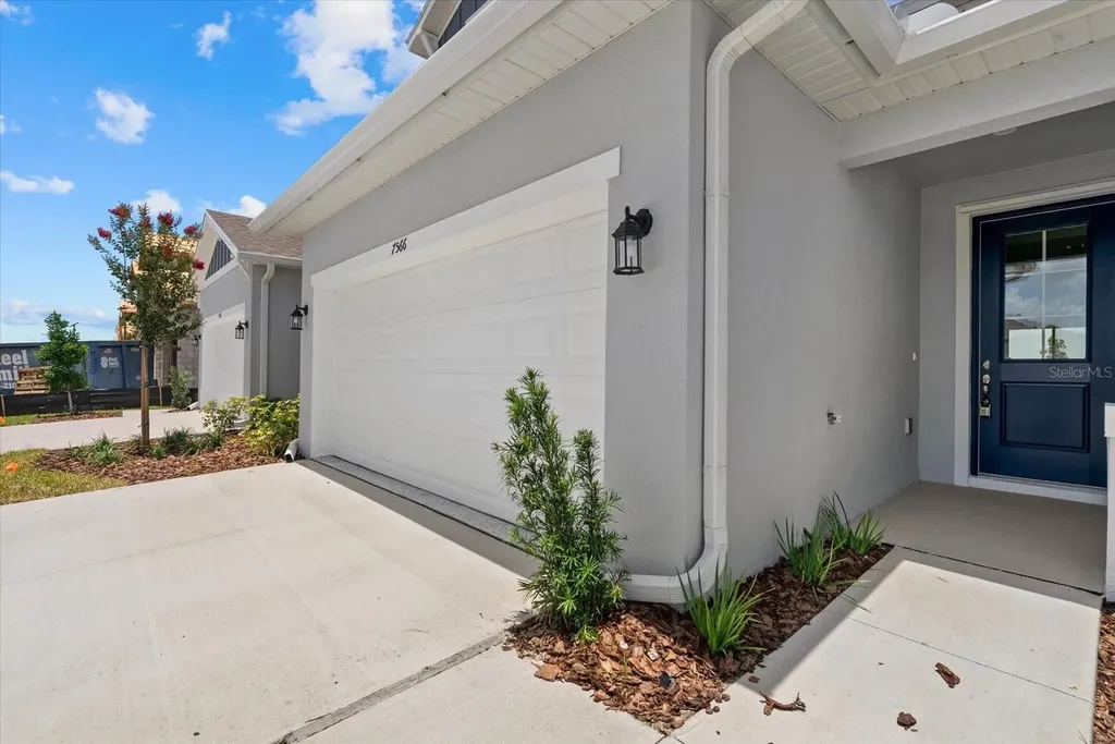 7566 Sea Oak Court Parrish FL 34219