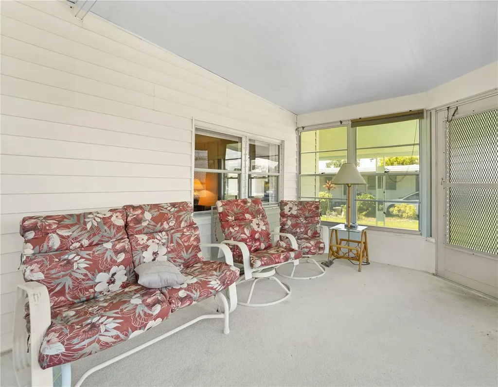 47 Delaware Court S Palm Harbor FL 34684