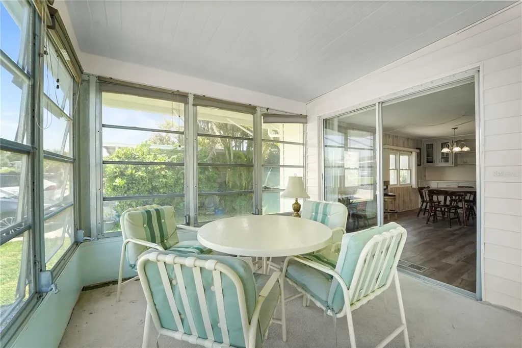 47 Delaware Court S Palm Harbor FL 34684